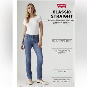 Levi's Classic Straight Jeans Size 28 Medium Wash Denim Mid Rise Vintage Style